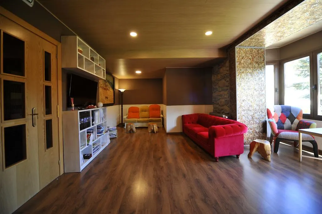 Hostal Vall D'Aneu By Arcas & Sambola Esterri d'Àneu